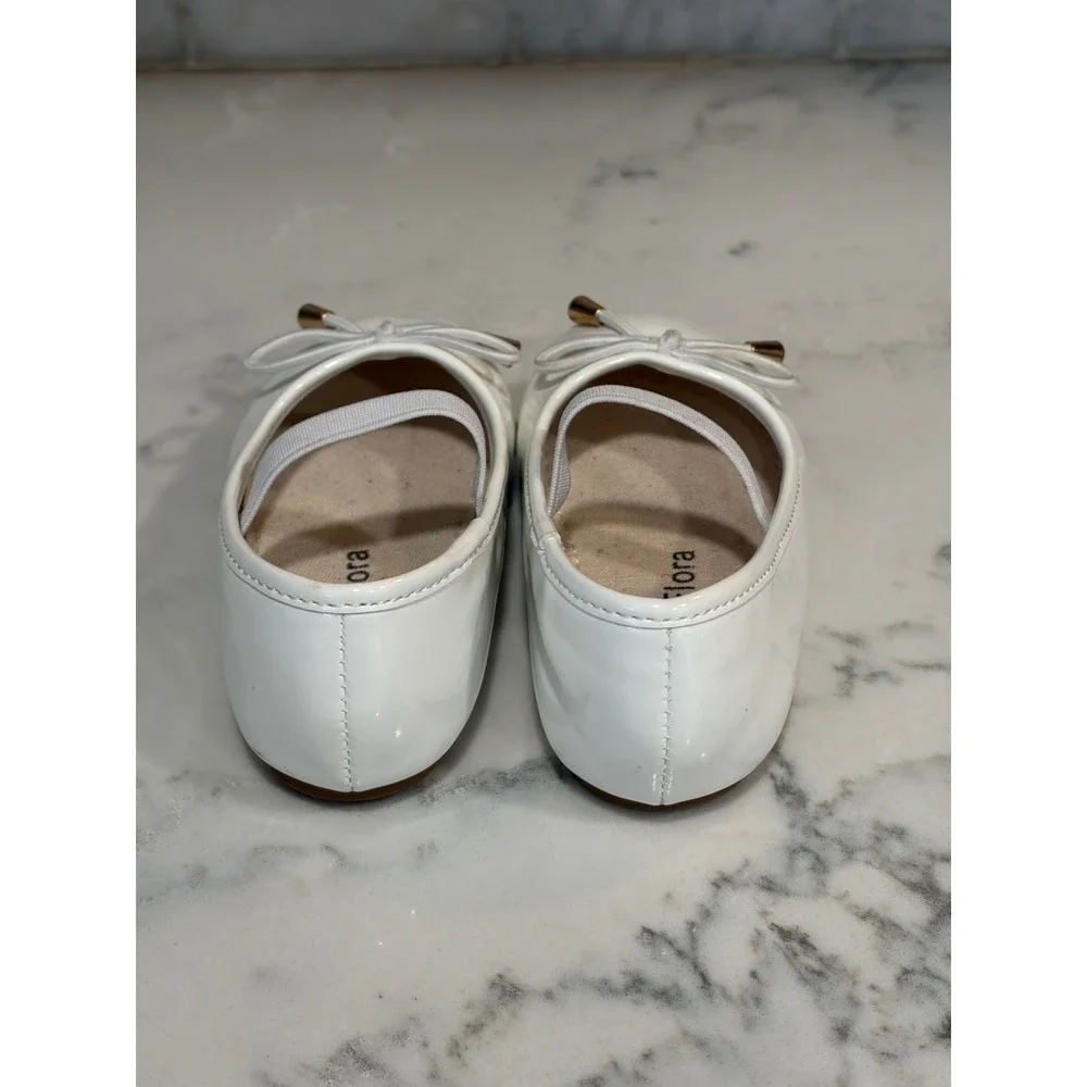 Felix & Flora White Patent Leather Mary Jane Ballet Flats Kids Size 5 Bow Detail